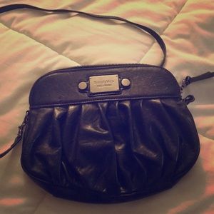 Vera Wang cross body bag